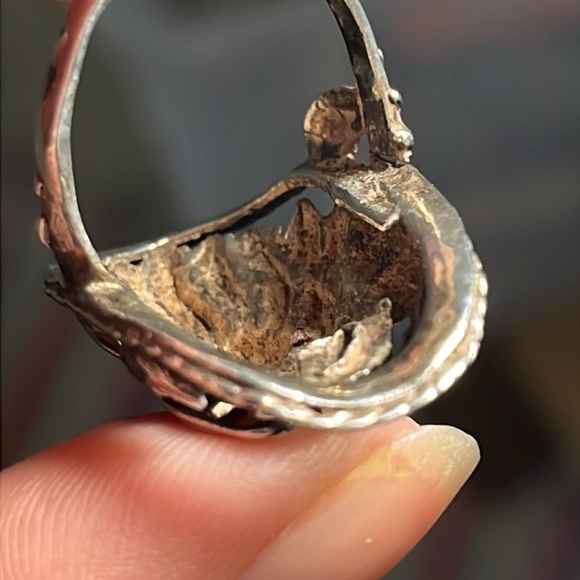 Antique sterling silver ring size 8 - Picture 6 of 6